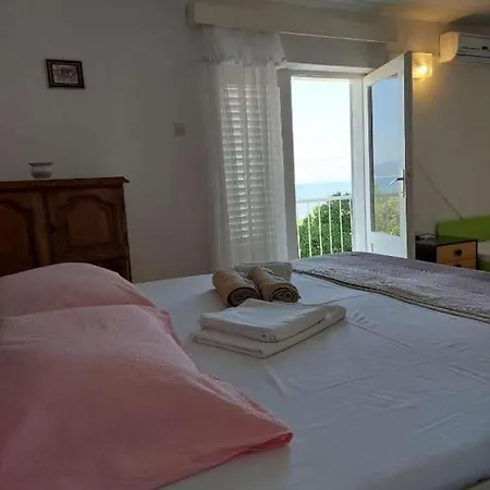 With A Swimming Pool Brela, Makarska - 22910 Apartment
