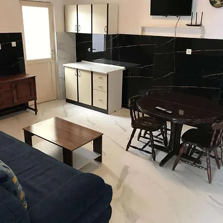 Apartment With A Swimming Pool Brela, Makarska - 22910