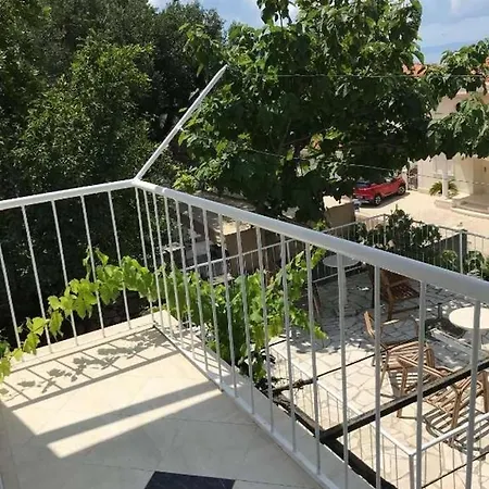With A Swimming Pool Brela, Makarska - 22910 Apartment