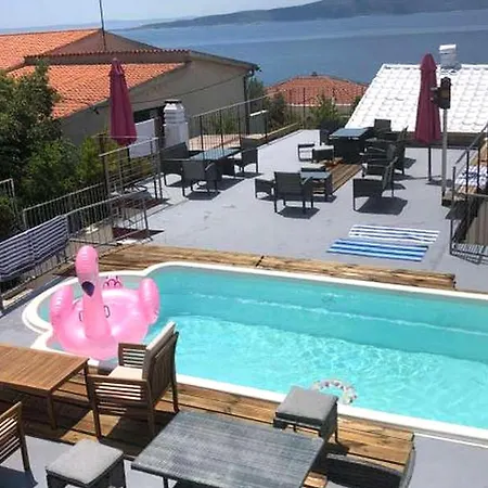 Apartment With A Swimming Pool Brela, Makarska - 22910 *