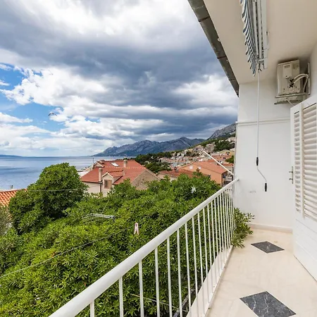 Appartement Family-friendly With Swimming Pool Brela, Makarska - 22910