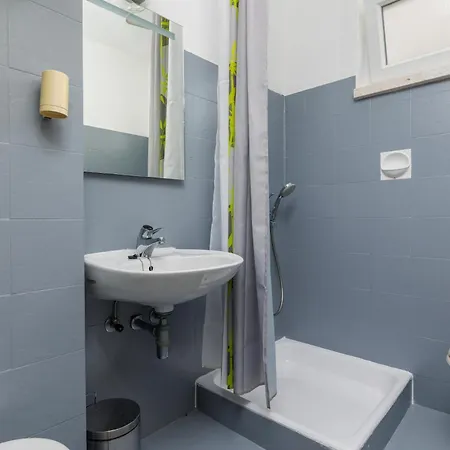 Appartement Family-friendly With Swimming Pool Brela, Makarska - 22910 *