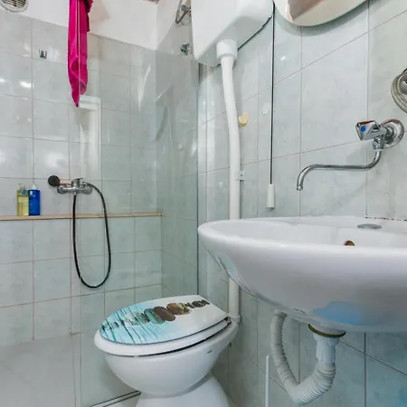 Family-friendly With Swimming Pool Brela, Makarska - 22910 Appartement *